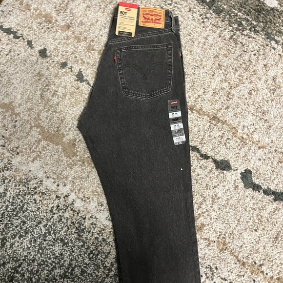 They are from aritzia never worn - Picture 3 of 3